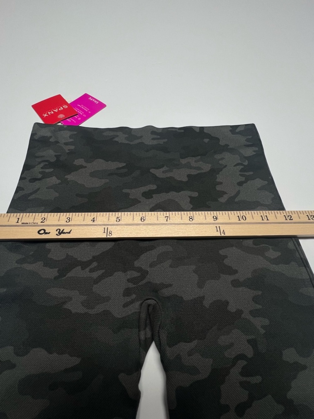 SPANX Women’s Camo Leggings Medium Green Sage High Waist Shaping NWT - Picture 8 of 9